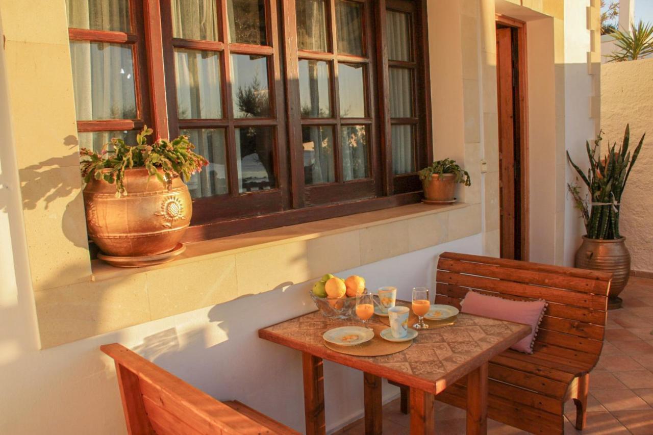 Villa Limnioni Archangelos  Buitenkant foto