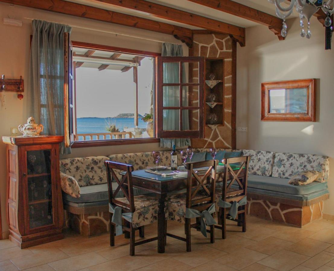 Villa Limnioni Archangelos  Buitenkant foto