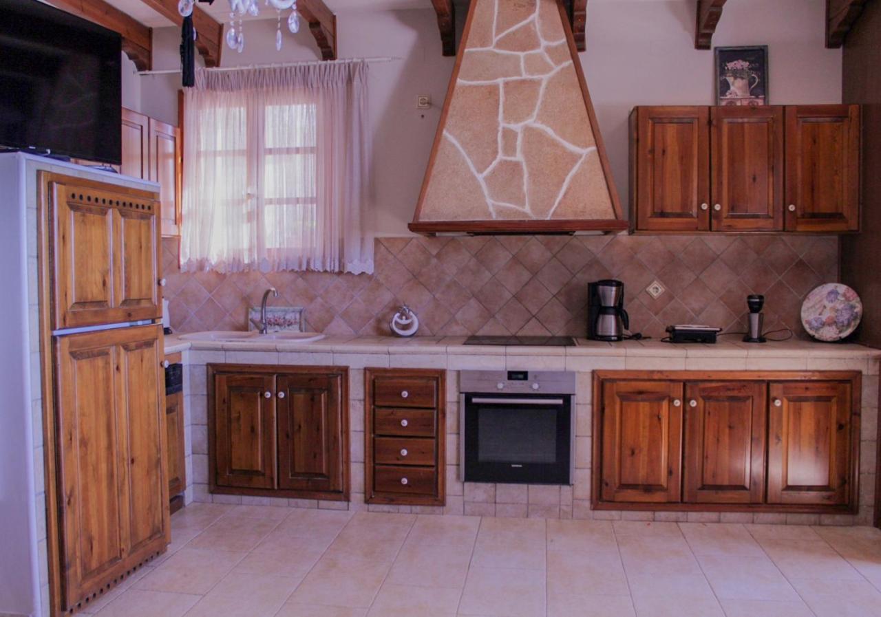 Villa Limnioni Archangelos  Buitenkant foto